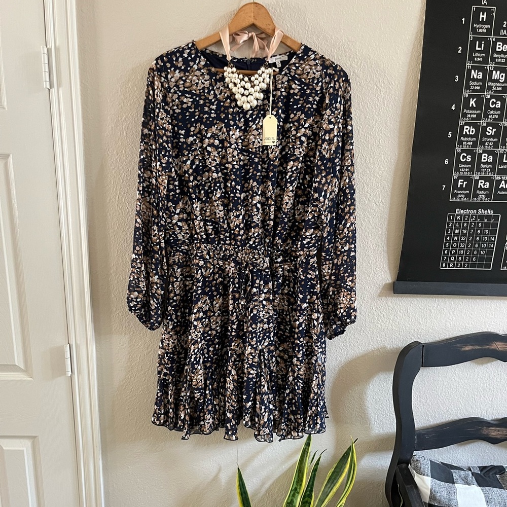 NWT Jodifl dress 2X plus size navy print lined long sheer sleeved elasti…